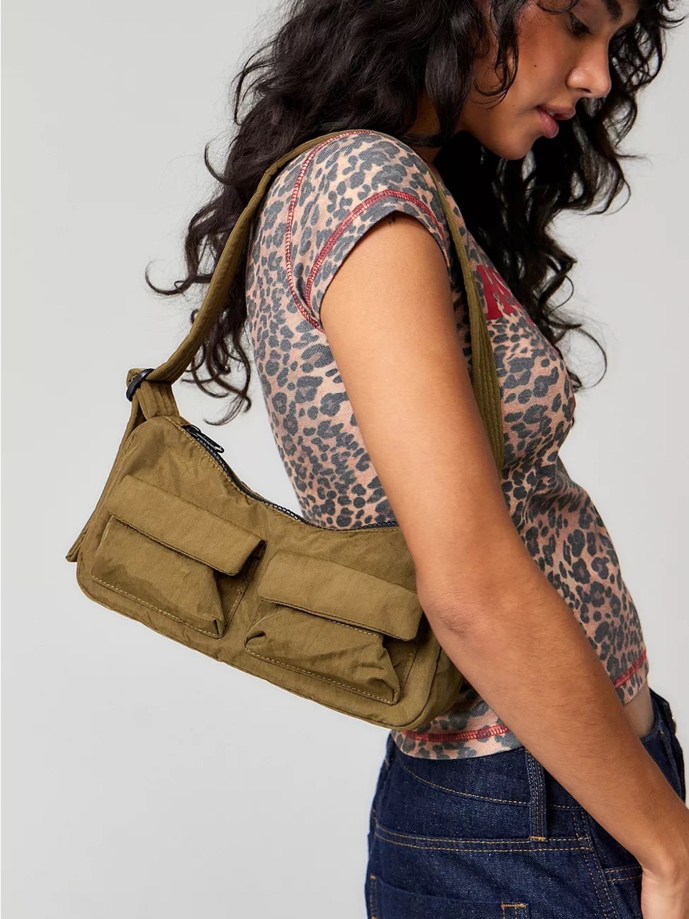 Baggu cargo shoulder bag in olive seaweed camo green
